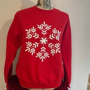 Holiday/Winter Gildan Sweatshirt - Size Medium